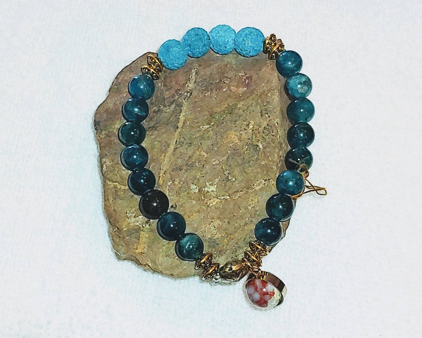 GEMSTONE CHAKRA BALANCING 8mm bracelet, Apatite gemstone, Blue Throat Chakra, balancing, healing and clearing stone