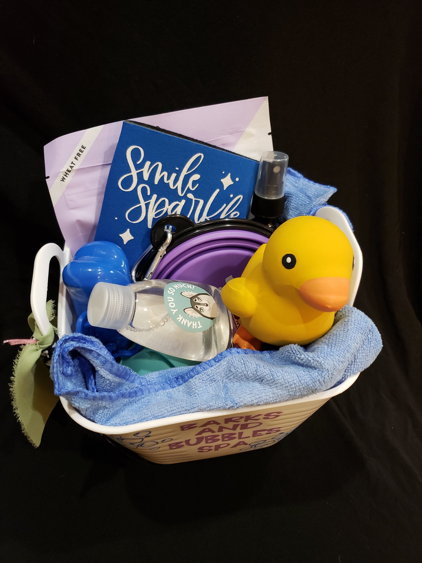 DOGS RULE! PET Themed Basket- BARKS & BUBBLES SPA