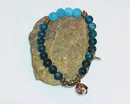 GEMSTONE CHAKRA BALANCING  8mm bracelet, Apatite gemstone, Blue Throat Chakra, balancing, healing and clearing stone